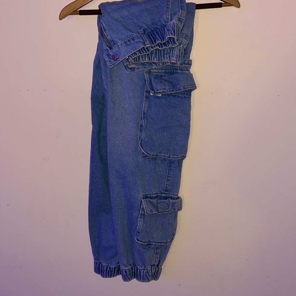 Forever 21 high rise cargo pant jeans scrunched waist